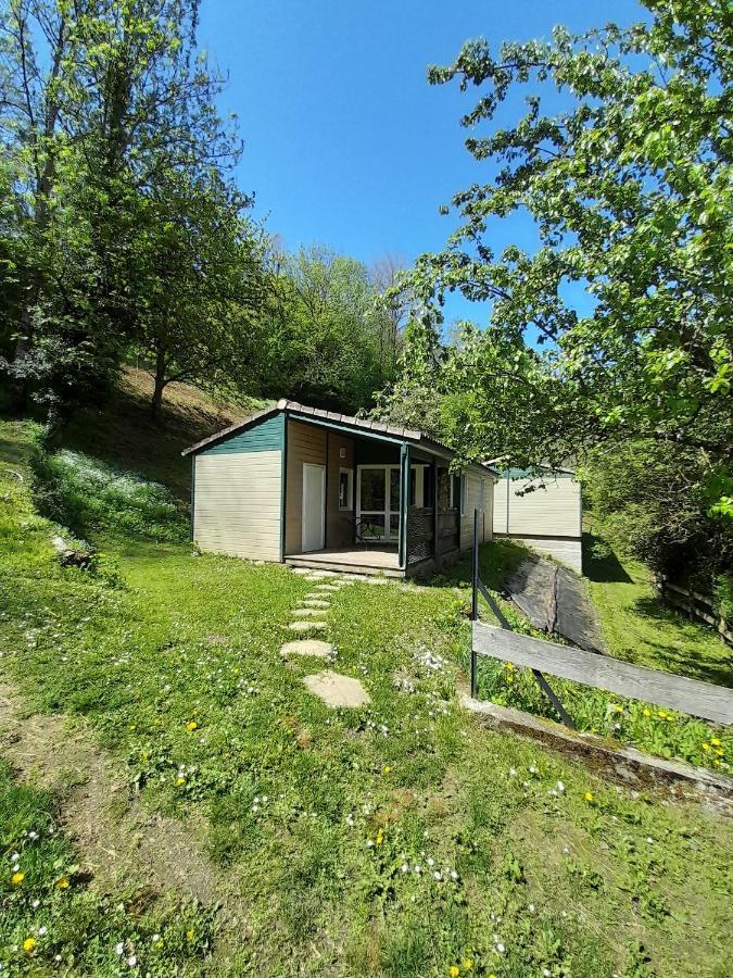Gites du Quié Les Cabannes  Exterior foto