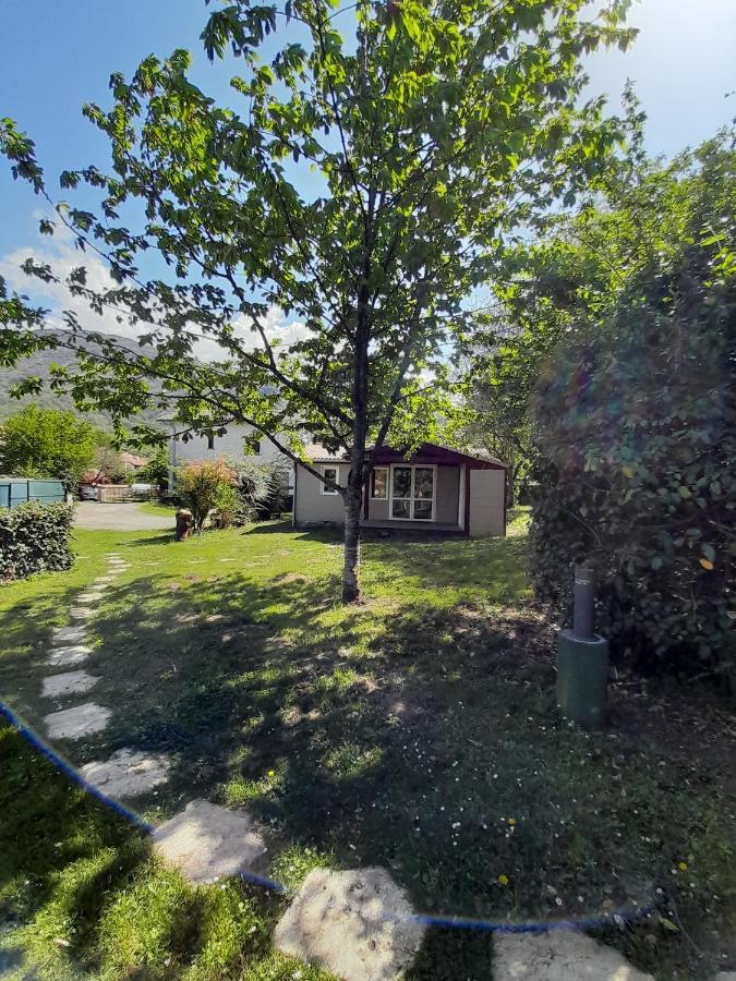 Gites du Quié Les Cabannes  Exterior foto